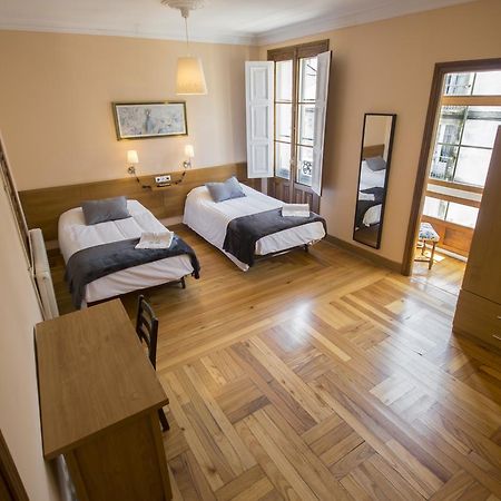 La Posada De La Casona De Sarria Luaran gambar